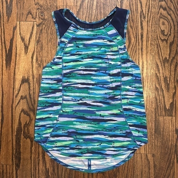 Lululemon Scuplt Tank with Back Vent - Picture 1 of 9